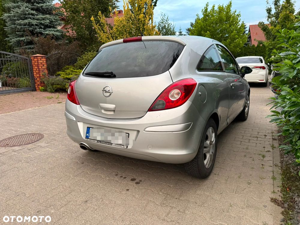 Opel Corsa 1.2 16V Graphite - 5