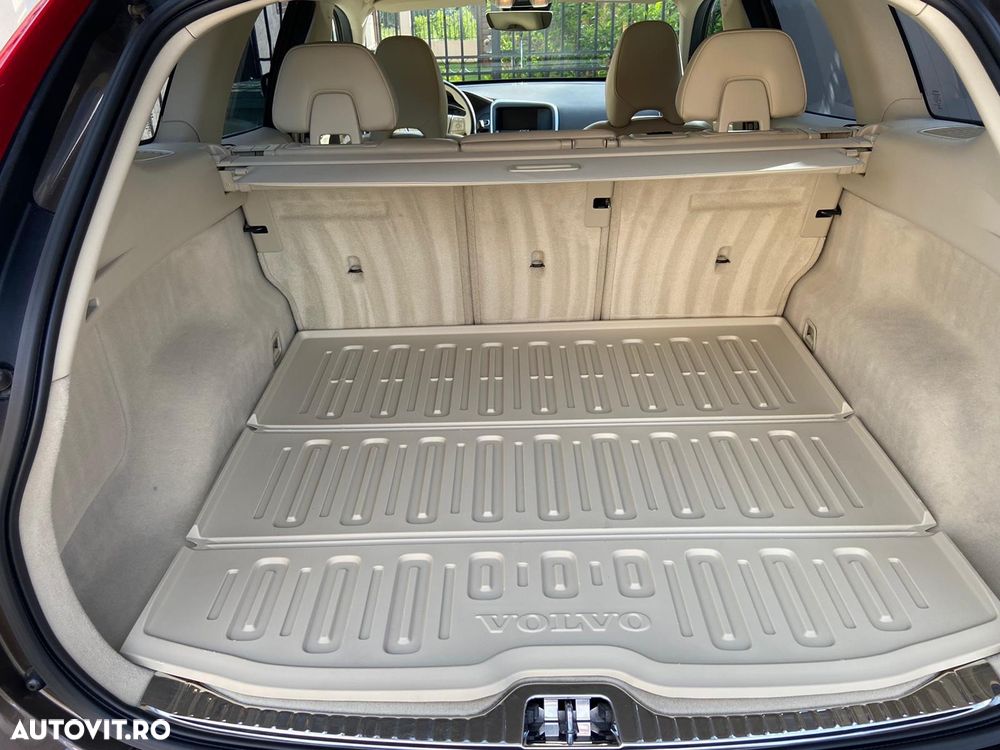 Volvo XC 60 D4AWD Kinetic - 12