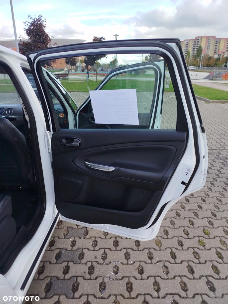 Ford S-Max 2.0 TDCi DPF Titanium - 10