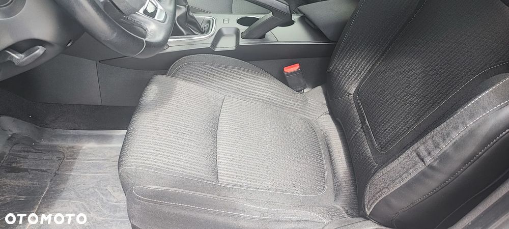 Renault Megane ENERGY TCe 130 EXPERIENCE - 30