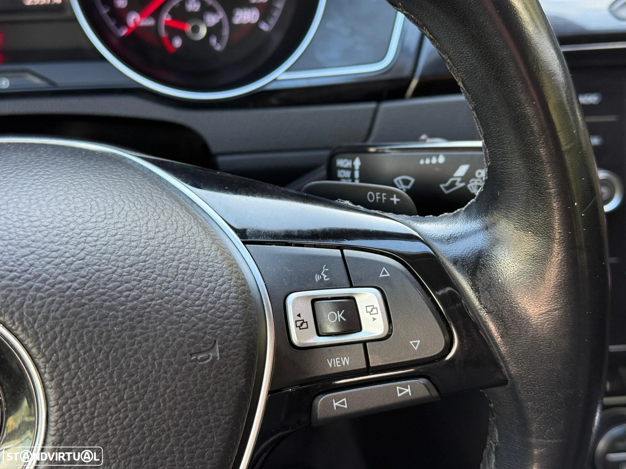 VW Arteon 2.0 TDI R-Line DSG - 33