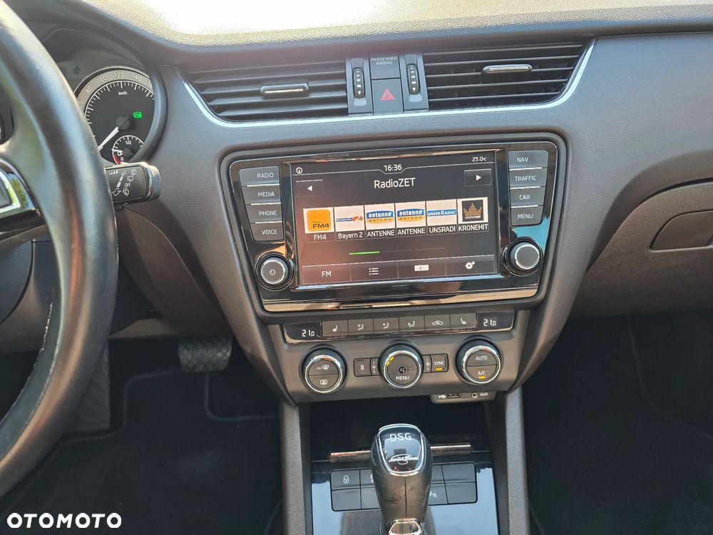 Skoda Octavia 2.0 TDI 4x4 DSG L&K - 12