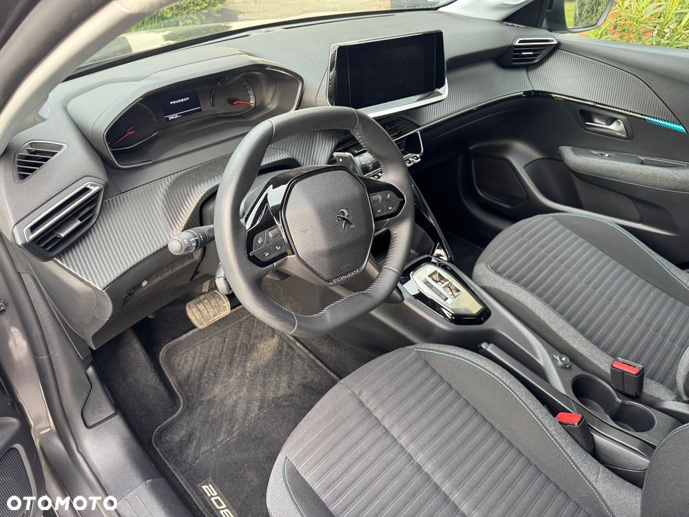 Peugeot 208 PureTech 100 EAT8 Active - 6