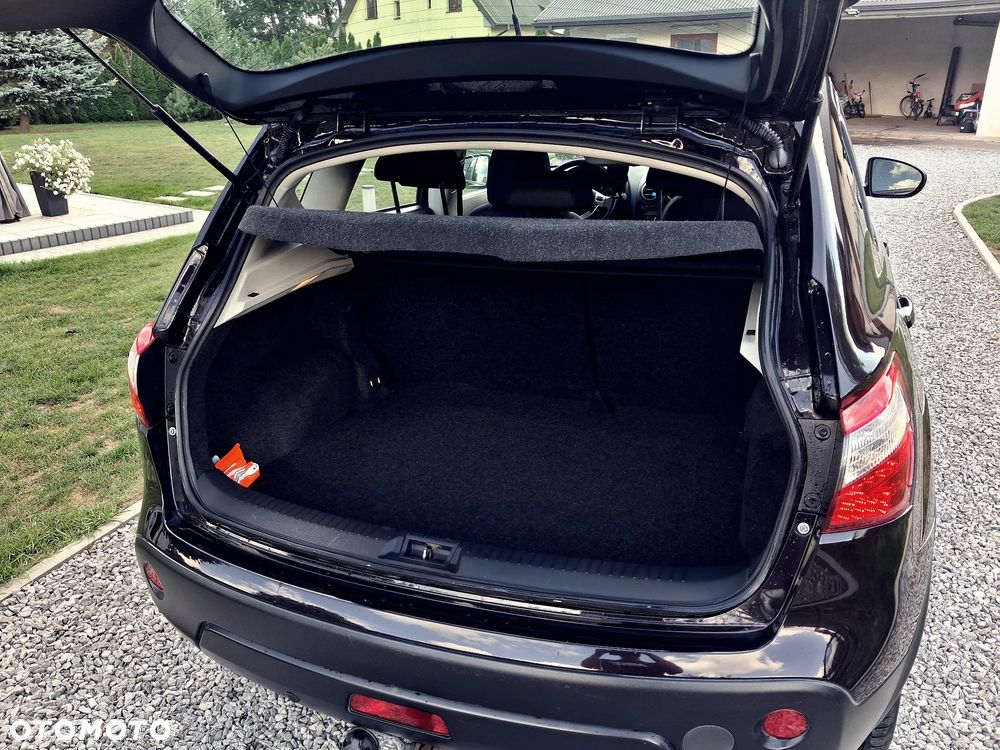 Nissan Qashqai 1.6 visia - 20