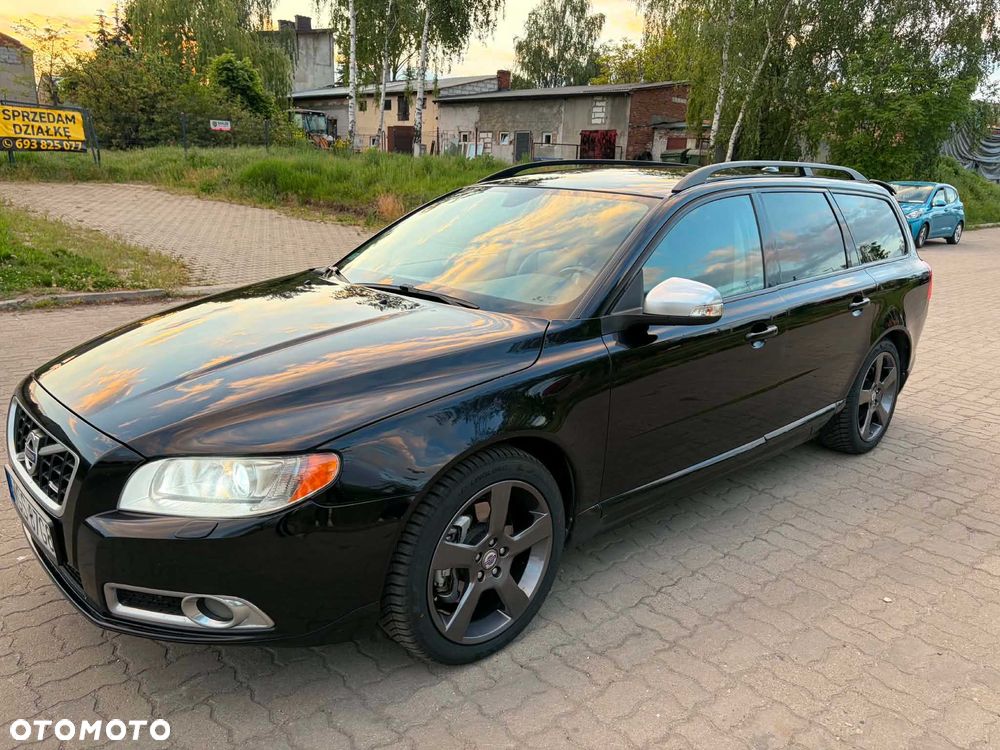 Volvo V70 - 1