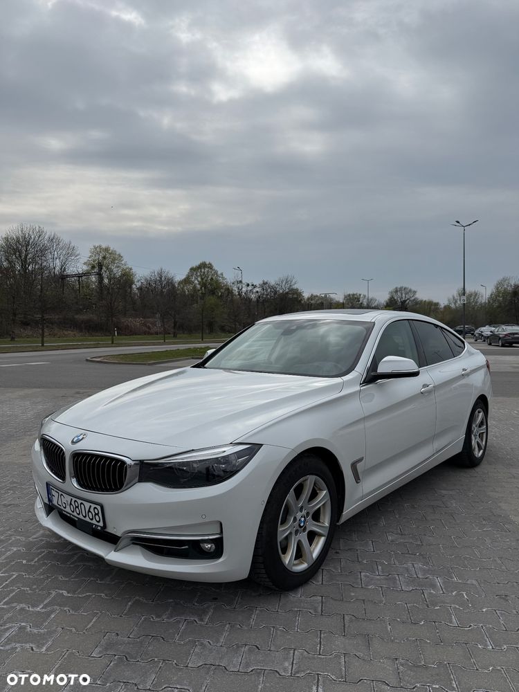 BMW Seria 3 320d xDrive Luxury Line - 1