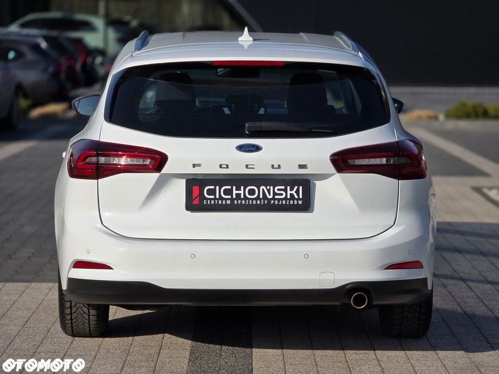 Ford Focus 1.0 EcoBoost Titanium Design - 8