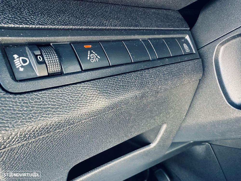 Peugeot 5008 1.5 BlueHDi Active Pack EAT8 - 20