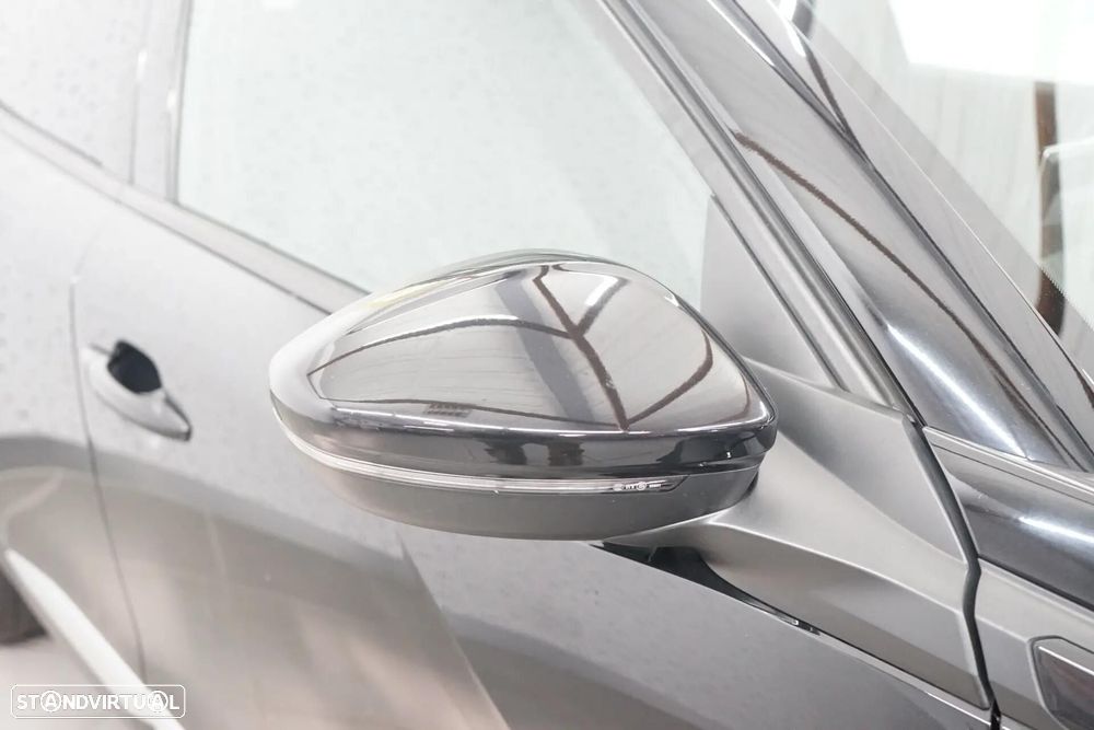 Peugeot 2008 1.2 PureTech Allure - 10