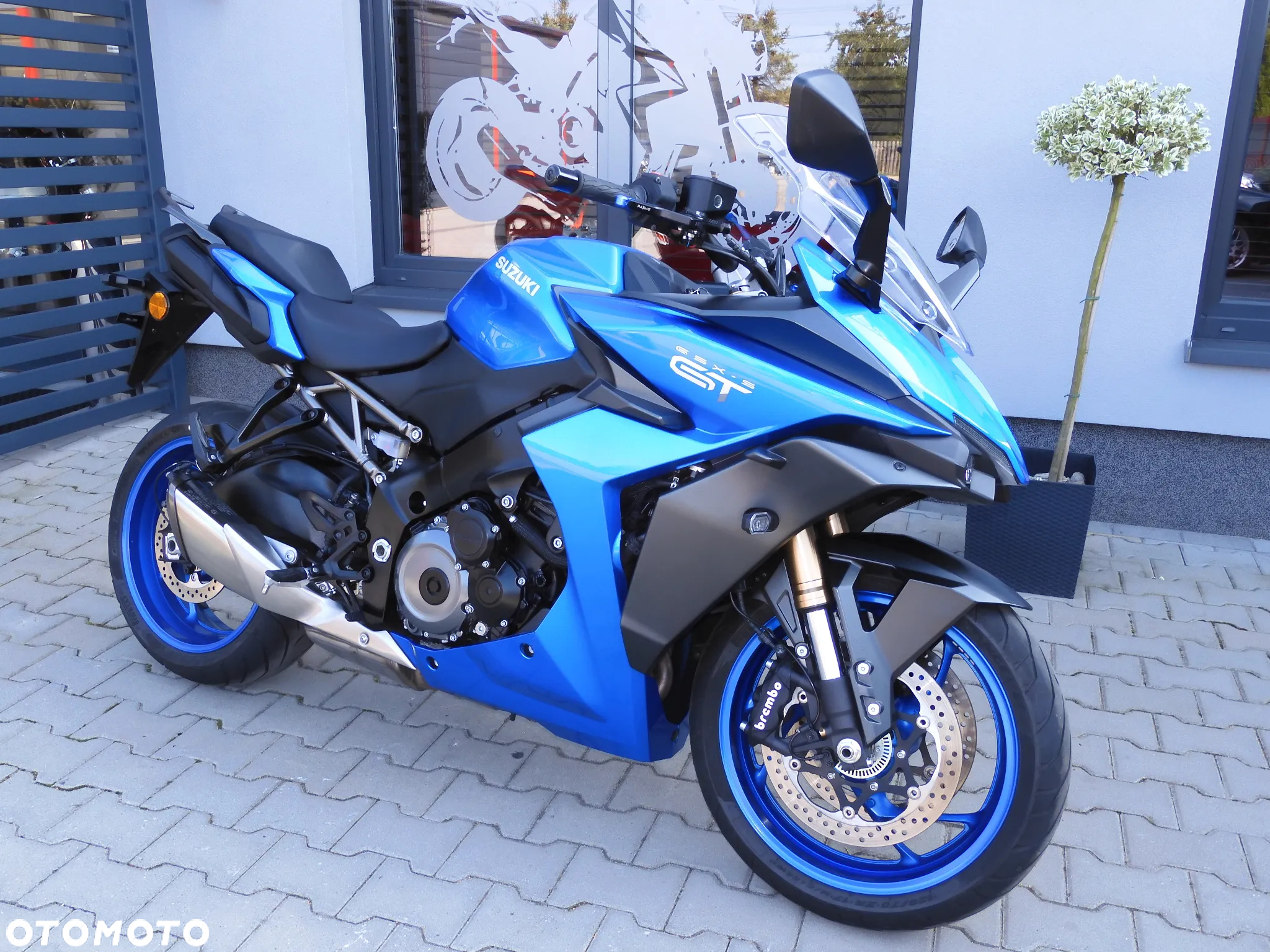 Suzuki GSX 1000 - 2