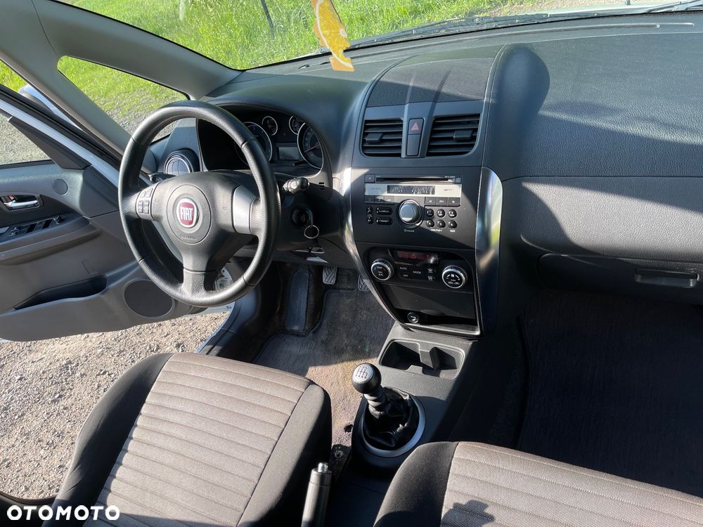 Fiat Sedici 2.0 Multijet DPF 4x4 Dynamic - 19
