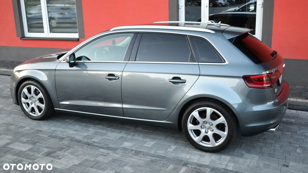 Audi A3 Sportback 2.0 TDI Ambiente - 17