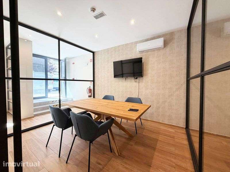Loja Totalmente Remodelada e Equipada - 70m2 - Urbisado - Grande imagem: 5/12