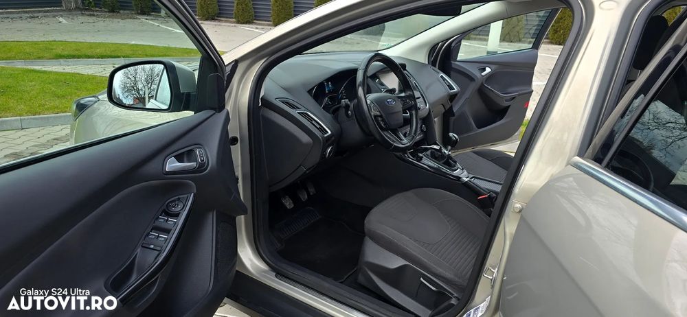 Ford Focus 1.0 EcoBoost Start Stop Titanium - 5