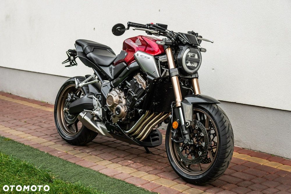 Honda CB - 2