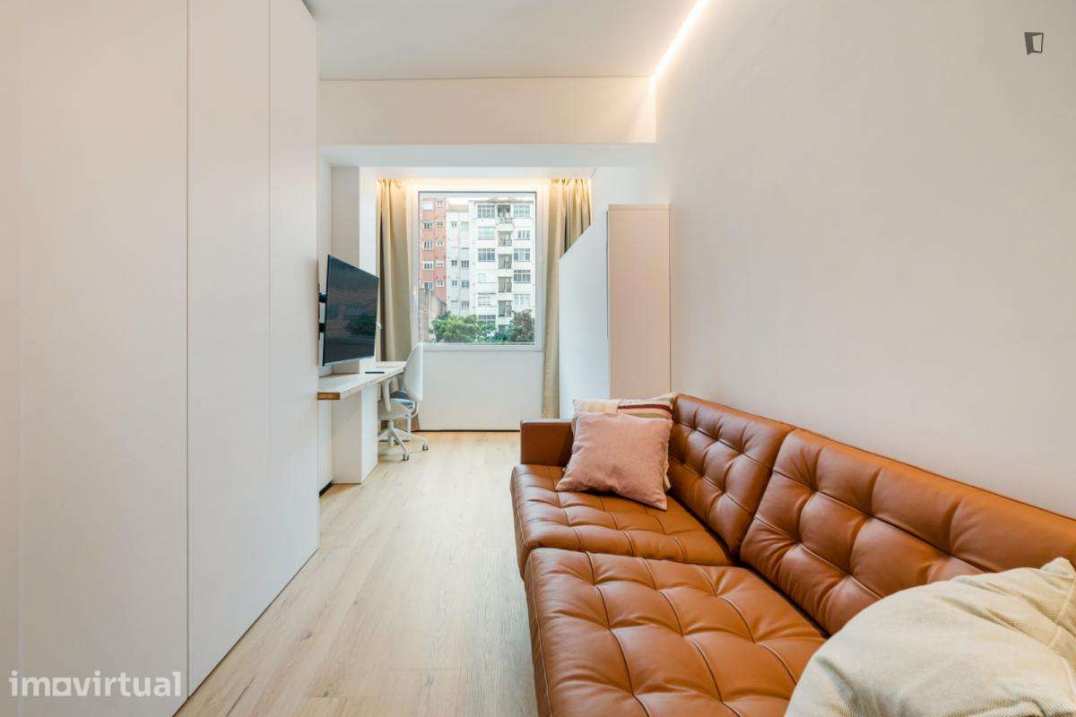 Quarto - localizado em Roma-Areeiro Lisbon - Grande imagem: 3/23