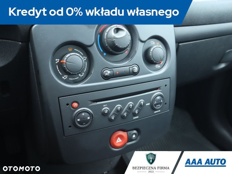 Renault Clio - 14