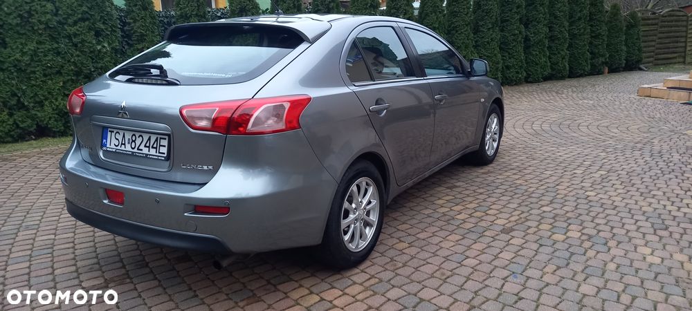 Mitsubishi Lancer - 3