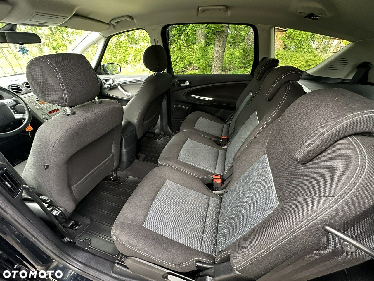 Ford S-Max - 22