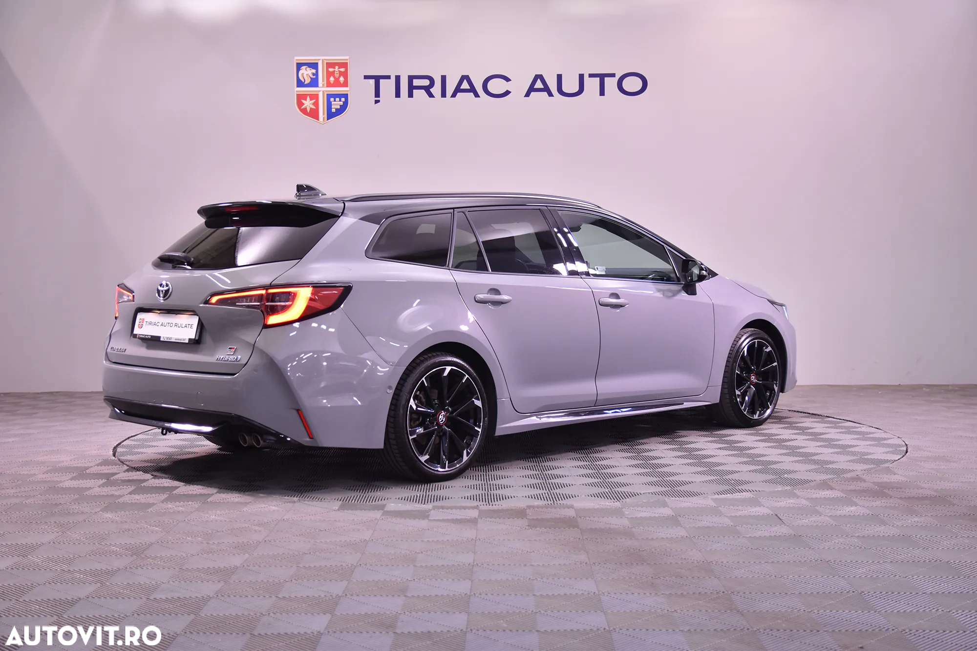 Toyota Corolla - 5