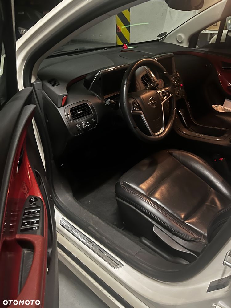 Opel Ampera - 6