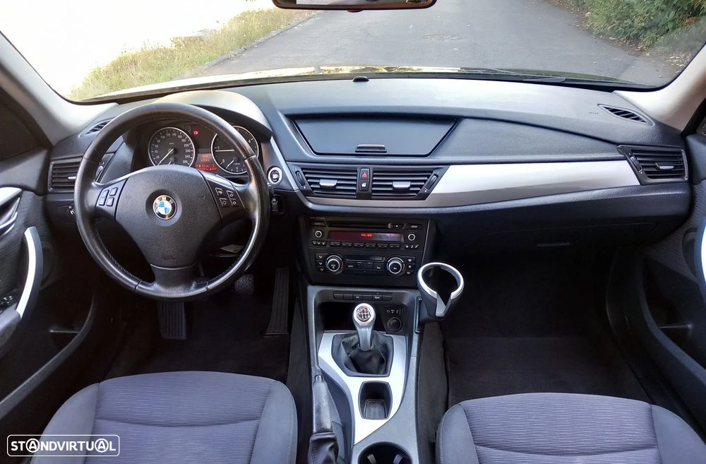 BMW X1 18 d sDrive - 7