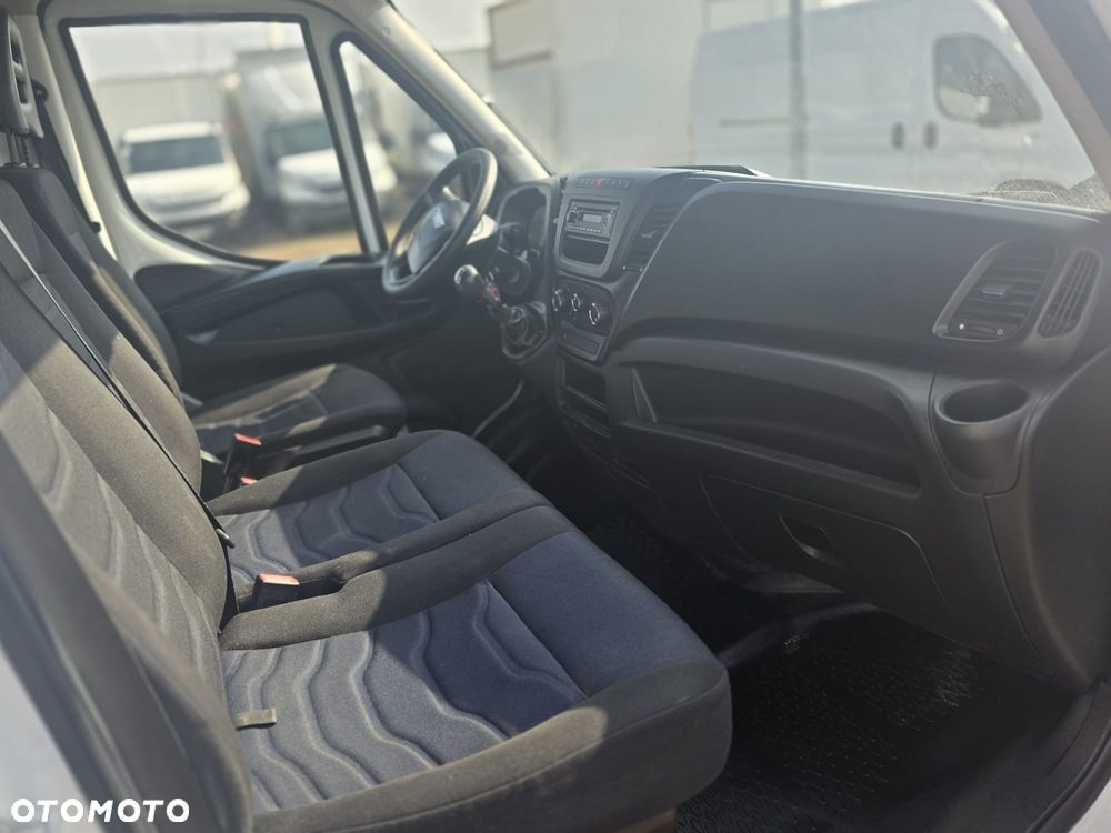Iveco Daily 35c14 Kontener+Winda - 13
