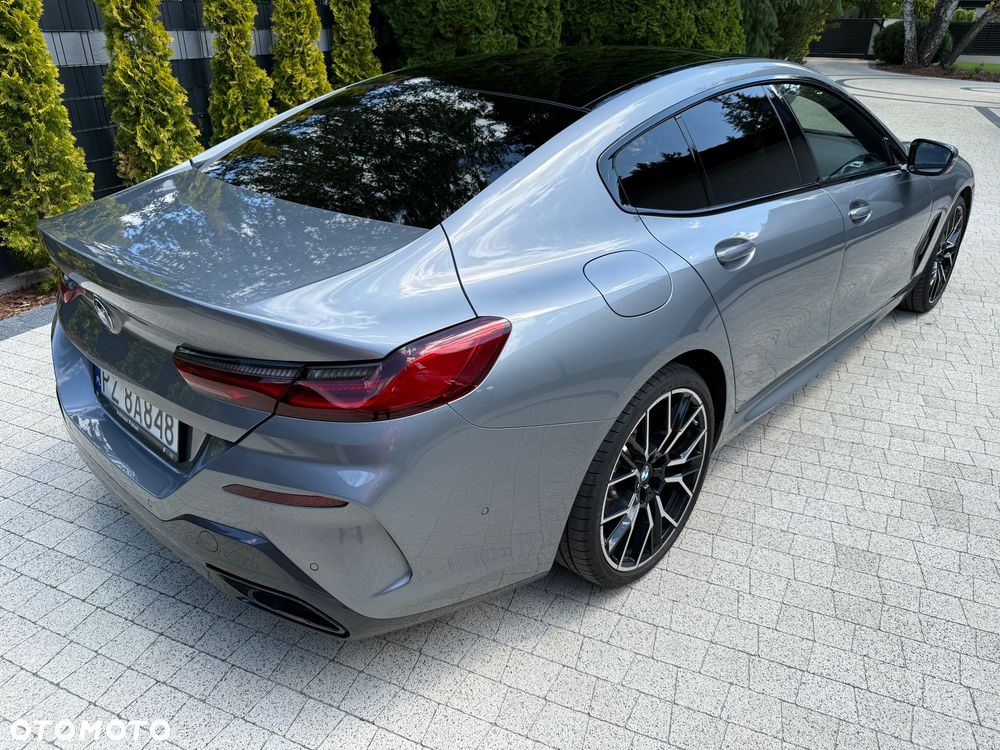 BMW Seria 8 - 16