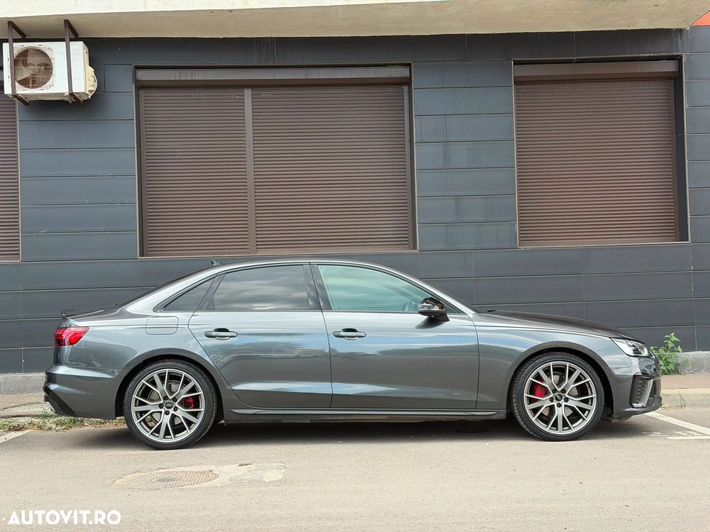 Audi A4 Limuzina 40 TDI quattro S tronic edition one - 4