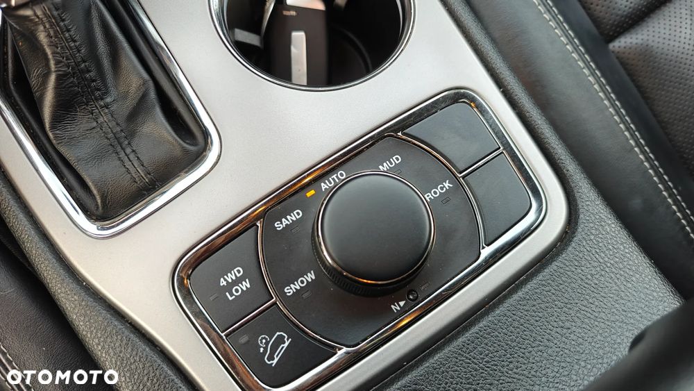 Jeep Grand Cherokee 3.6 V6 Overland - 23