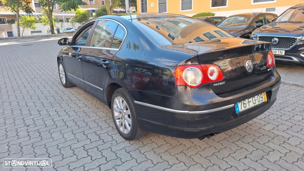 VW Passat 2.0 TDI Confortline - 8