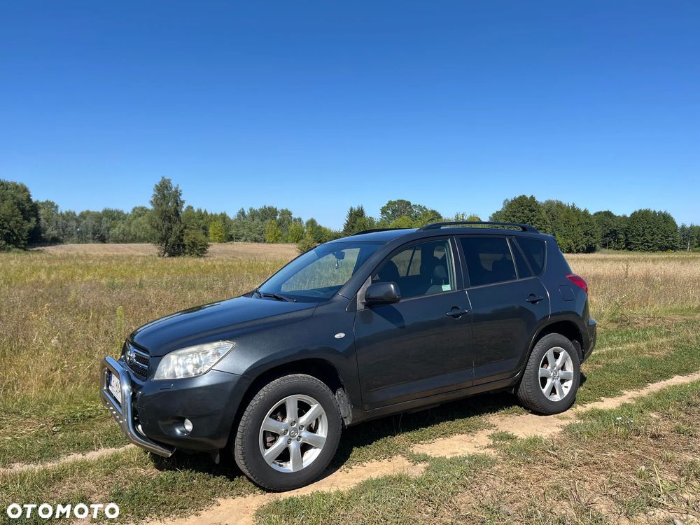 Toyota RAV4 - 2