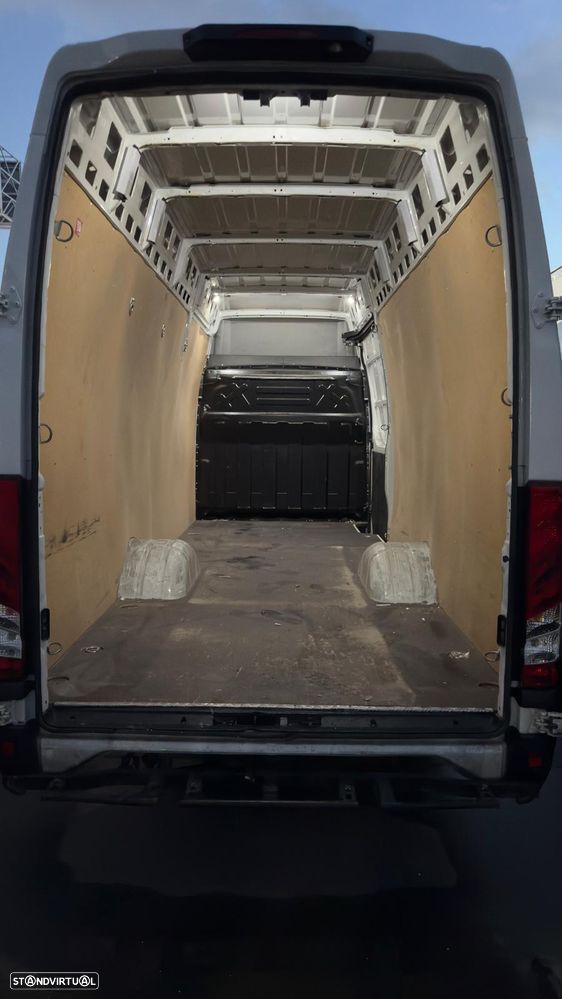 Iveco 35C18 3.0 - 12