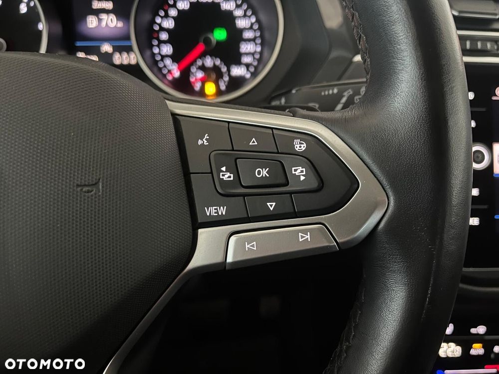 Volkswagen Tiguan - 25