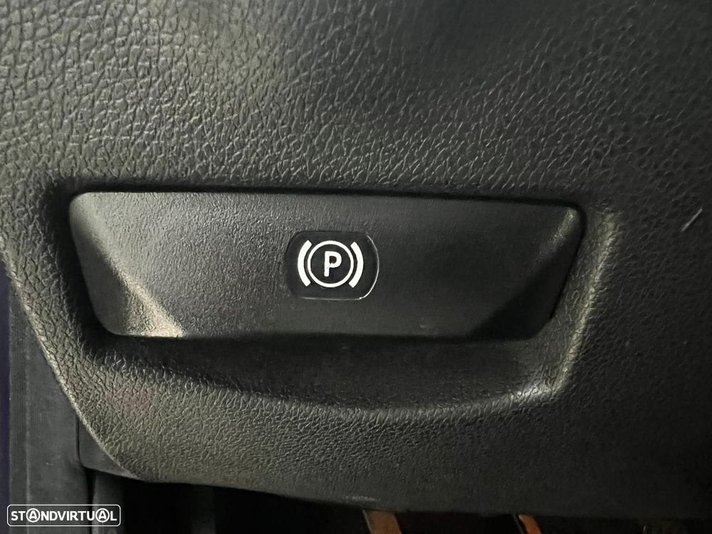 Mercedes-Benz C 220 CDi Avantgarde BlueEfficiency - 35