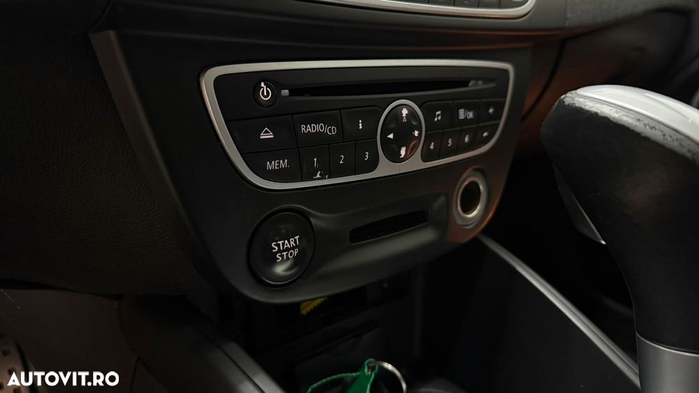 Renault Megane ENERGY dCi 110 EDC GT LINE - 24