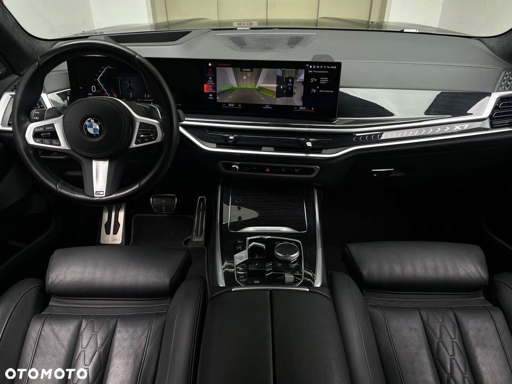BMW X7 - 9