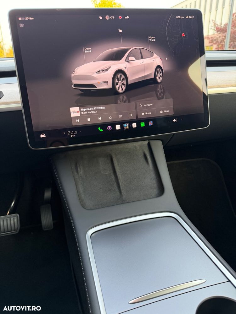 TESLA Model Y 2023 — imagine 10