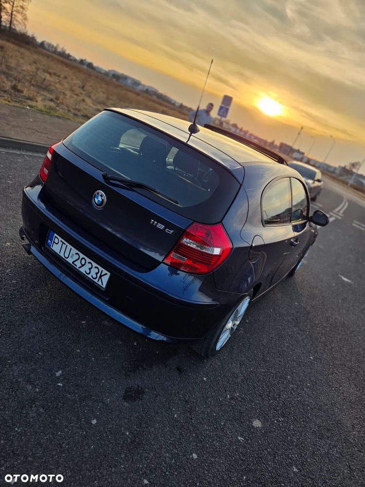 BMW Seria 1 118d - 10