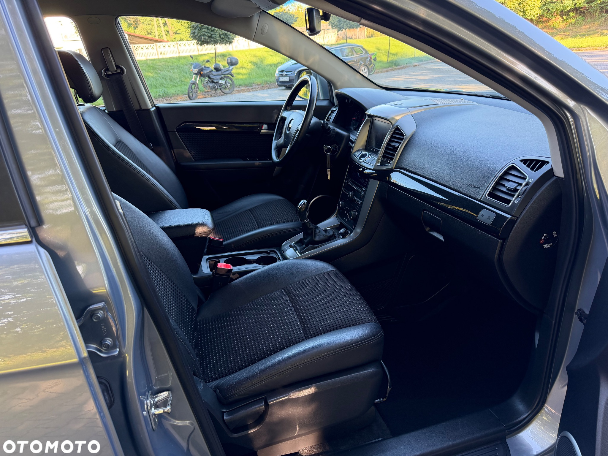 Chevrolet Captiva 2.4 AWD LT+ - 19