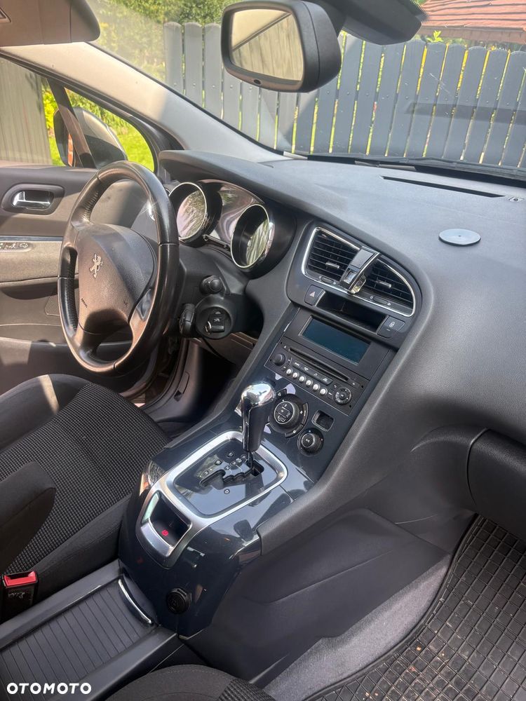 Peugeot 5008 BlueHDI 120 EAT6 Stop & Start Active - 9
