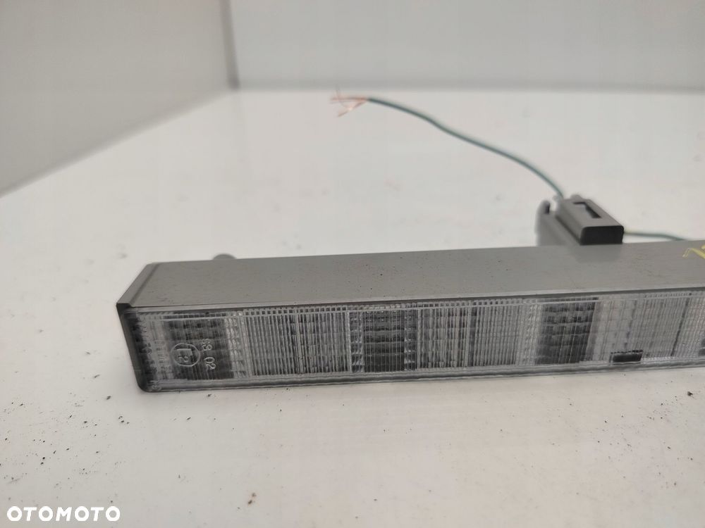 toyota verso lift 13r- trzecie światło stop stopu 81570-05100 - 2
