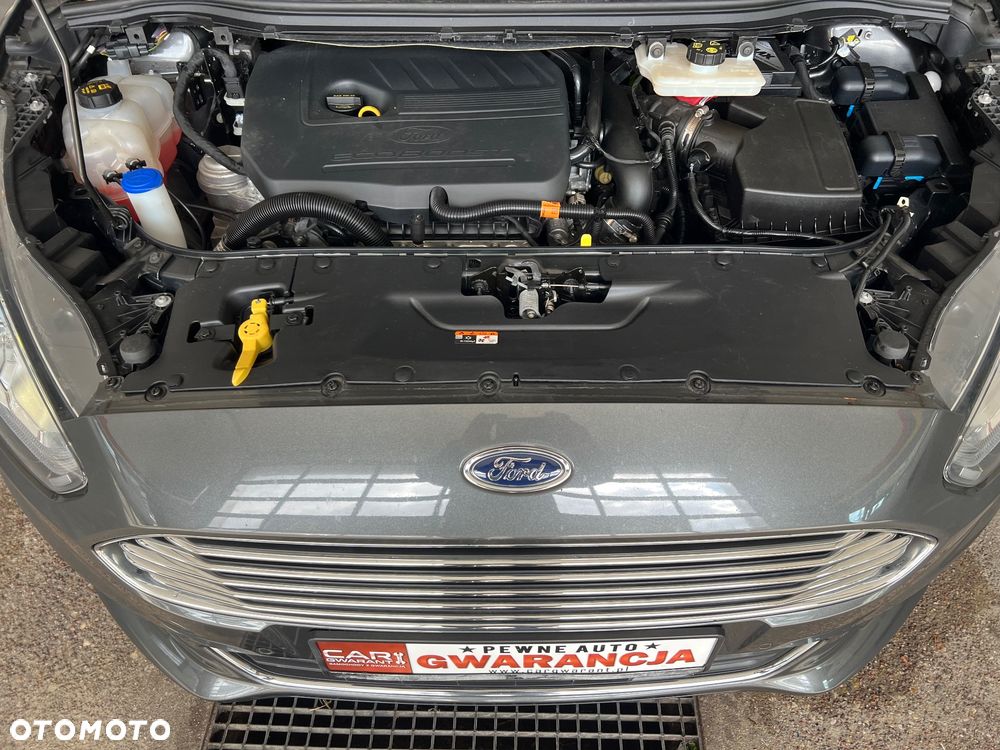 Ford S-Max - 11
