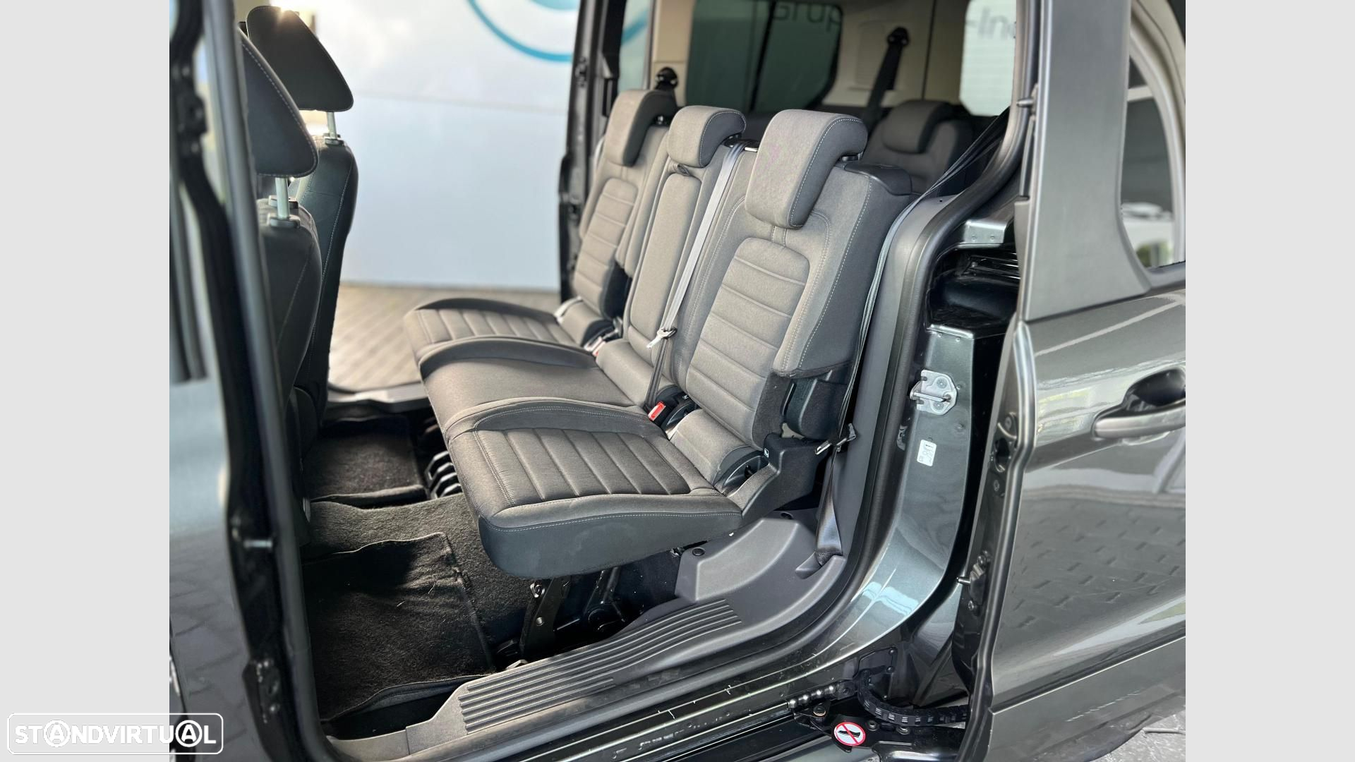 Ford Tourneo Connect Grand 1.5 TDCi Titanium - 11
