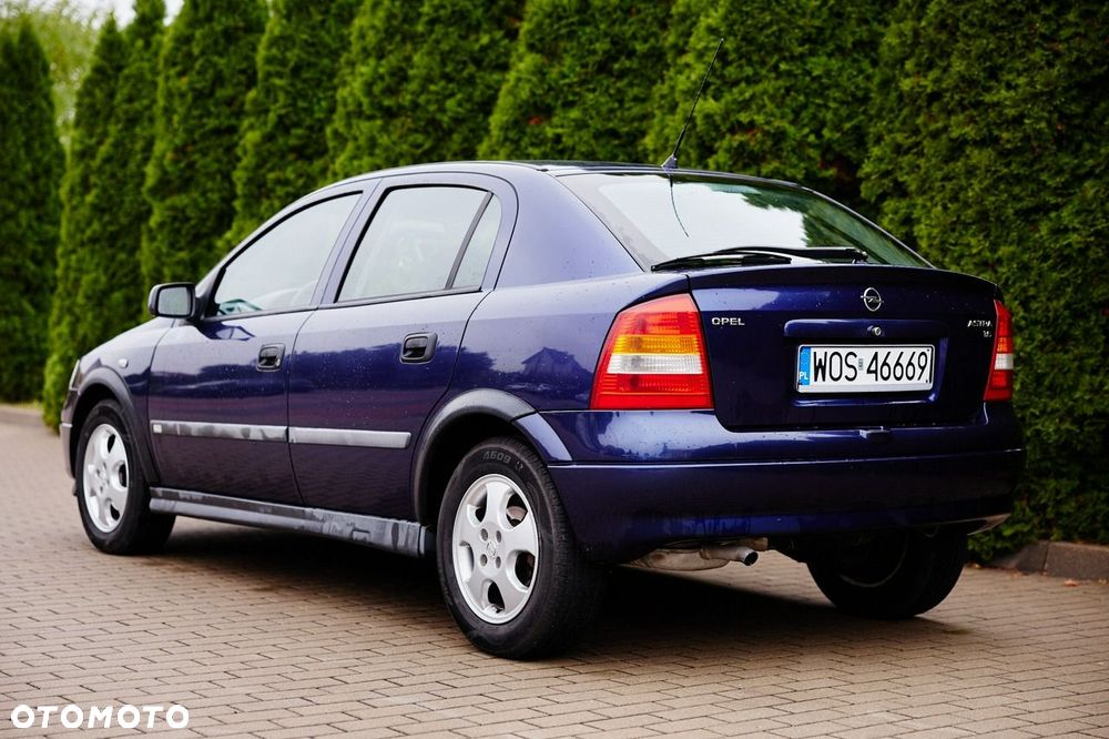 Opel Astra 1.6 - 3