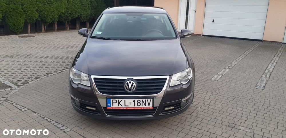 Volkswagen Passat 2.0 TDI Comfortline - 7