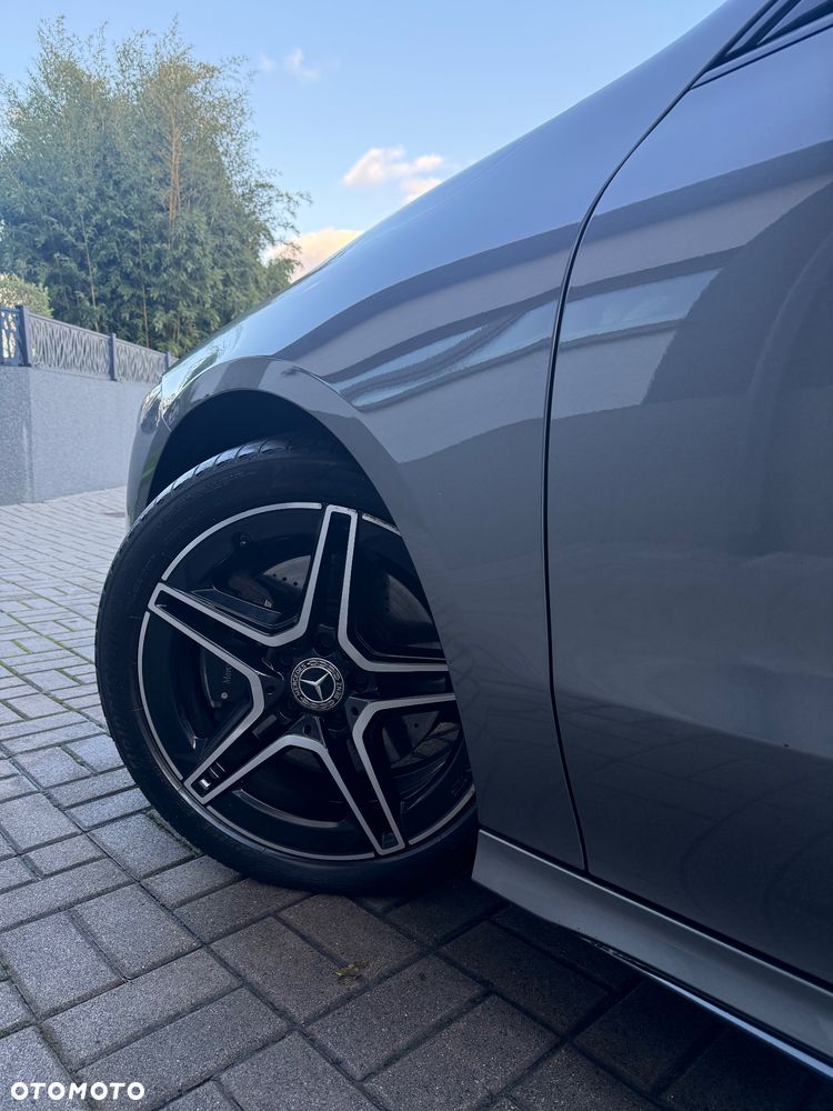 Mercedes-Benz CLA 200 7G-DCT Edition AMG Line - 17