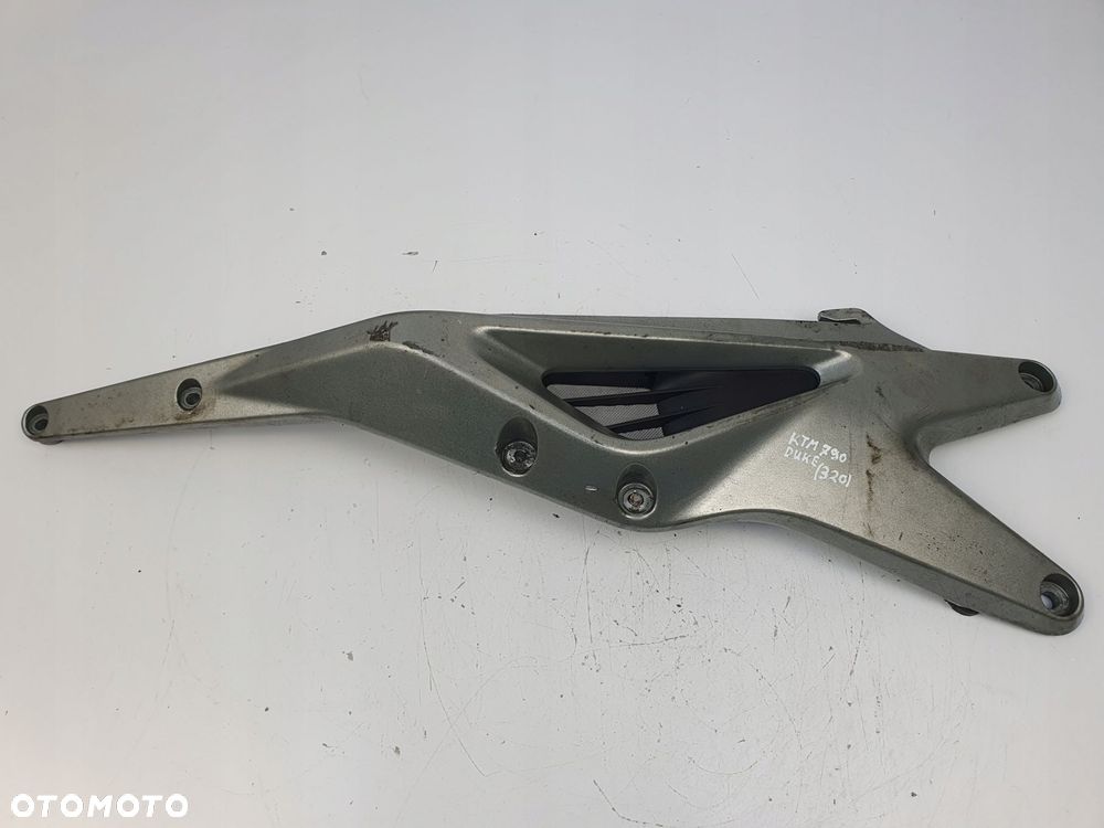PRAWY BOCZNY STELAŻ RAMY KTM Duke 790 18-24 mocowanie podnóżka 64103002006 - 6