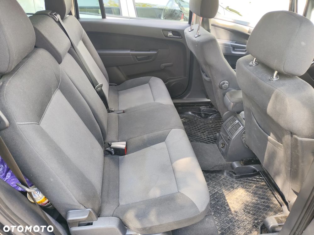 Opel Zafira 1.8 - 5