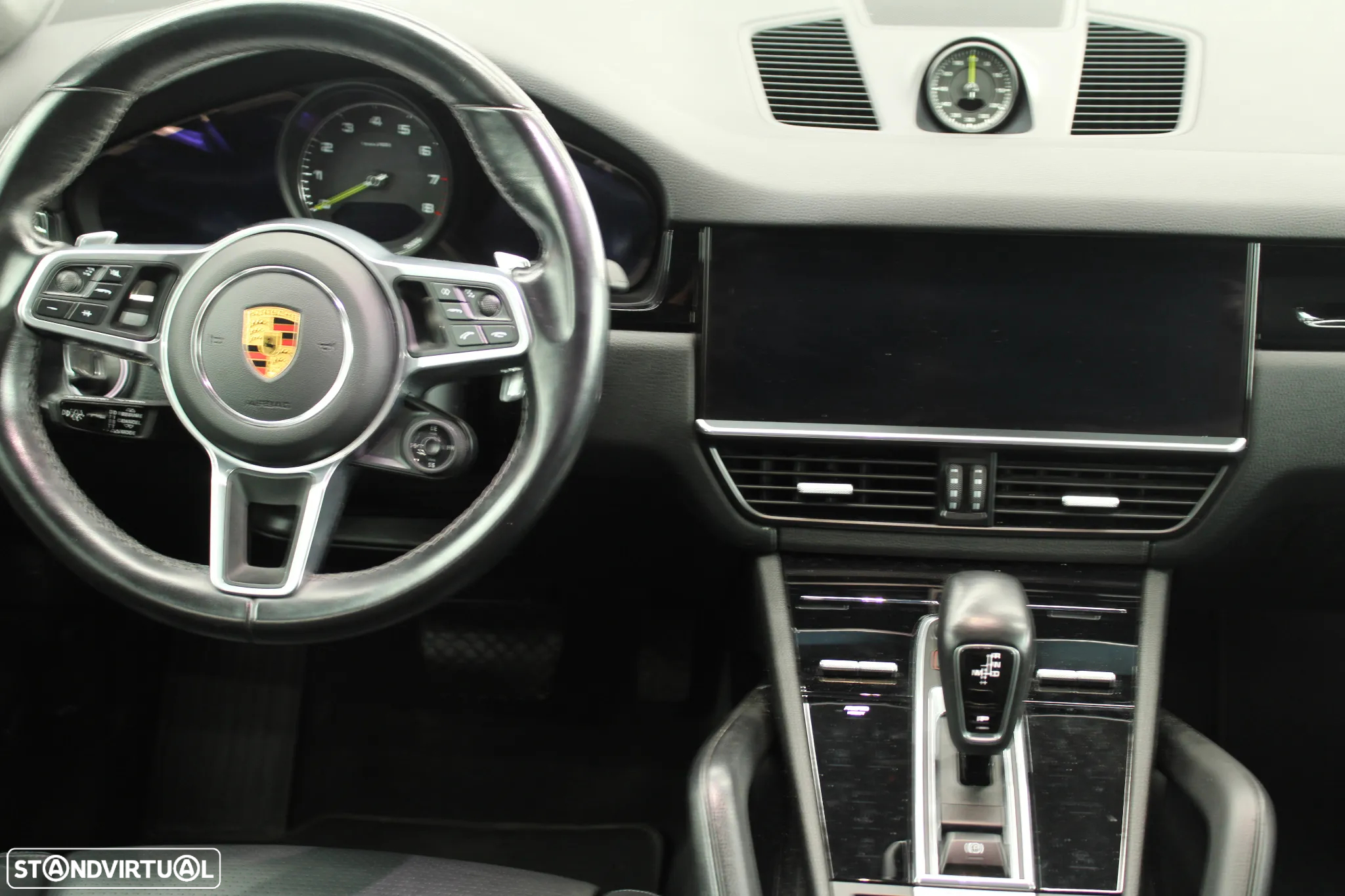 Porsche Cayenne Coupé E-Hybrid - 37